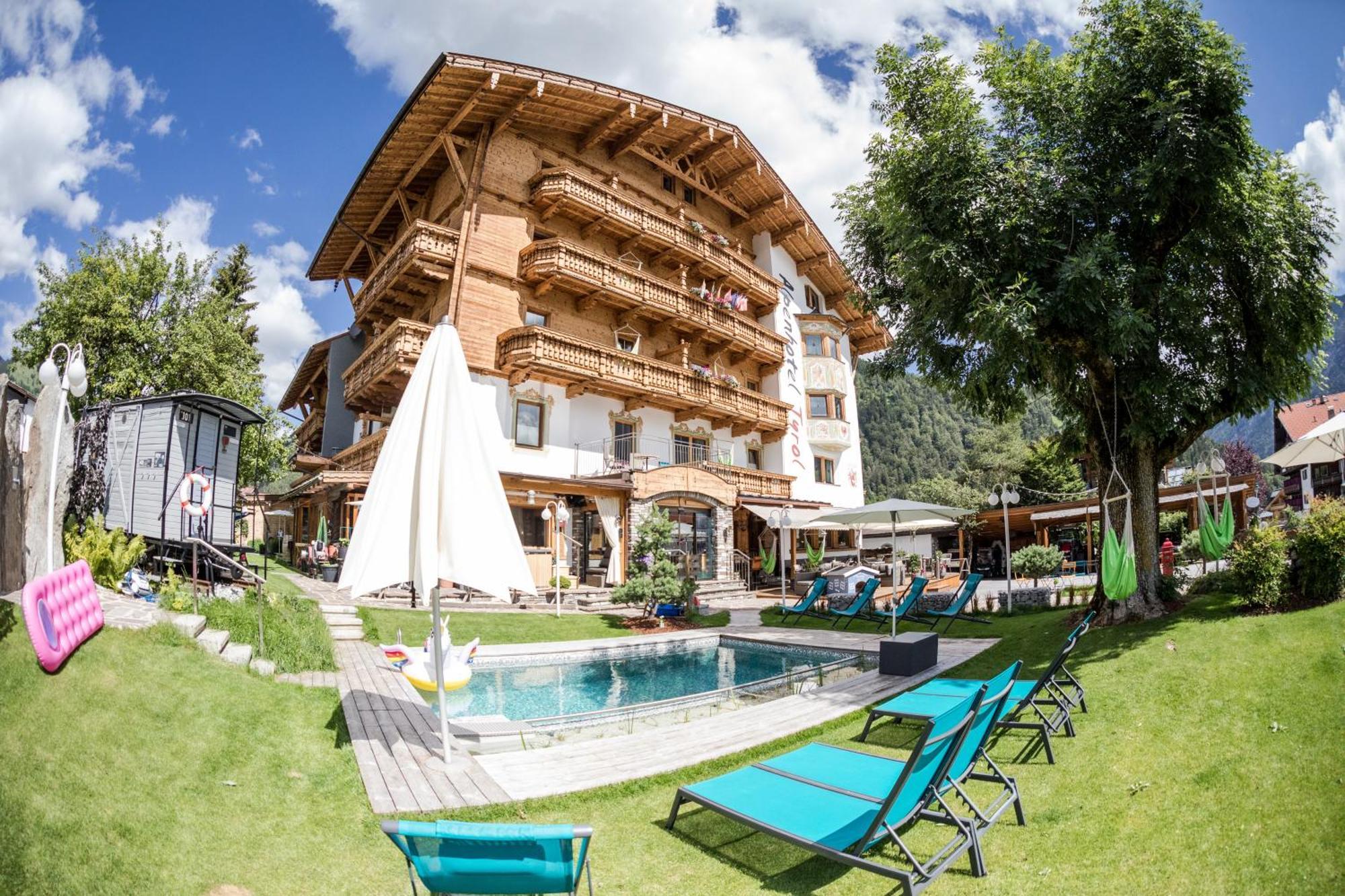 Alpenhotel Tyrol - B&B Konzepthotel - Adults Only Пертизау Екстериор снимка